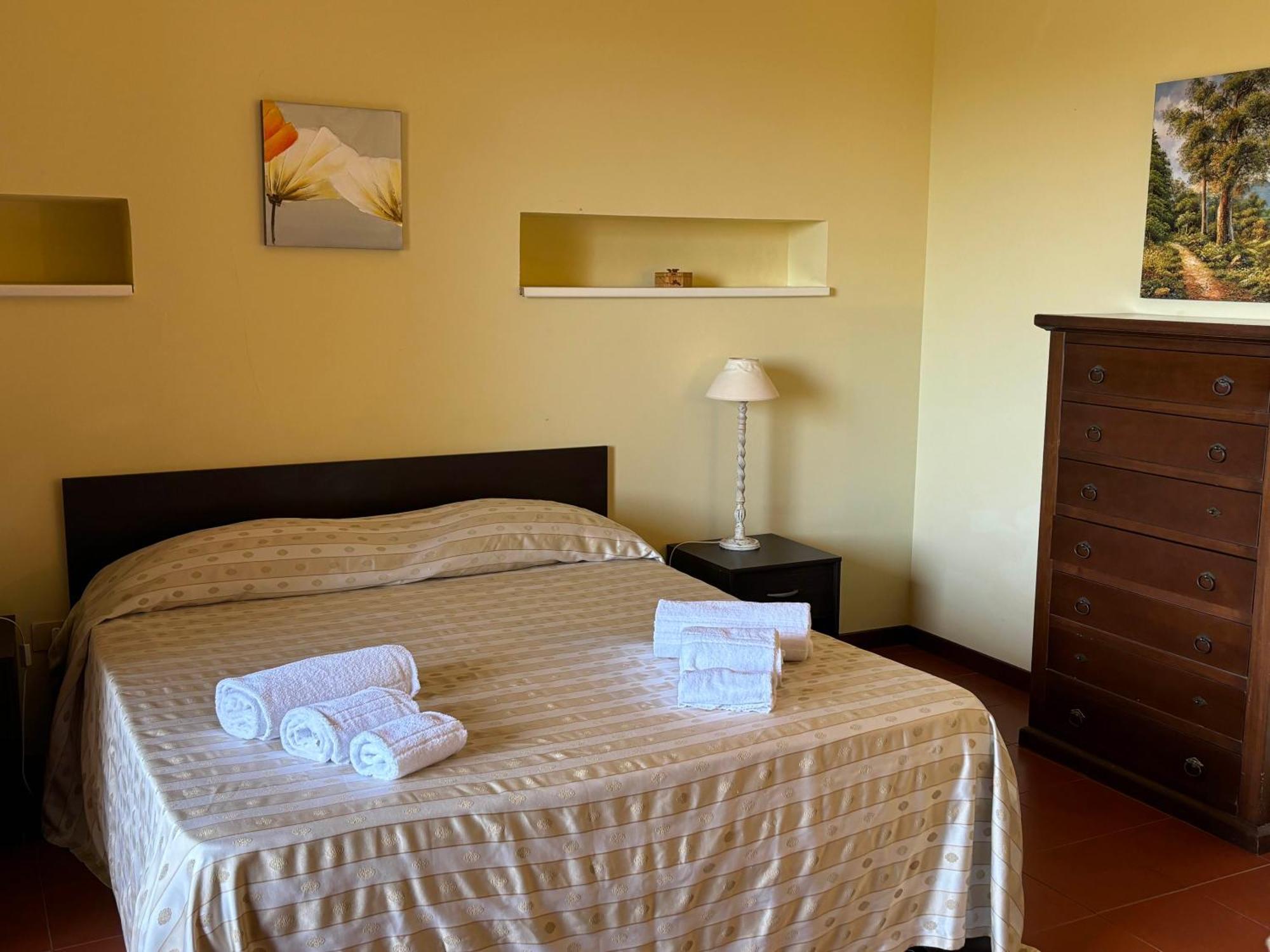 La Perciata Guest House Contrada Maeggio Ngoại thất bức ảnh